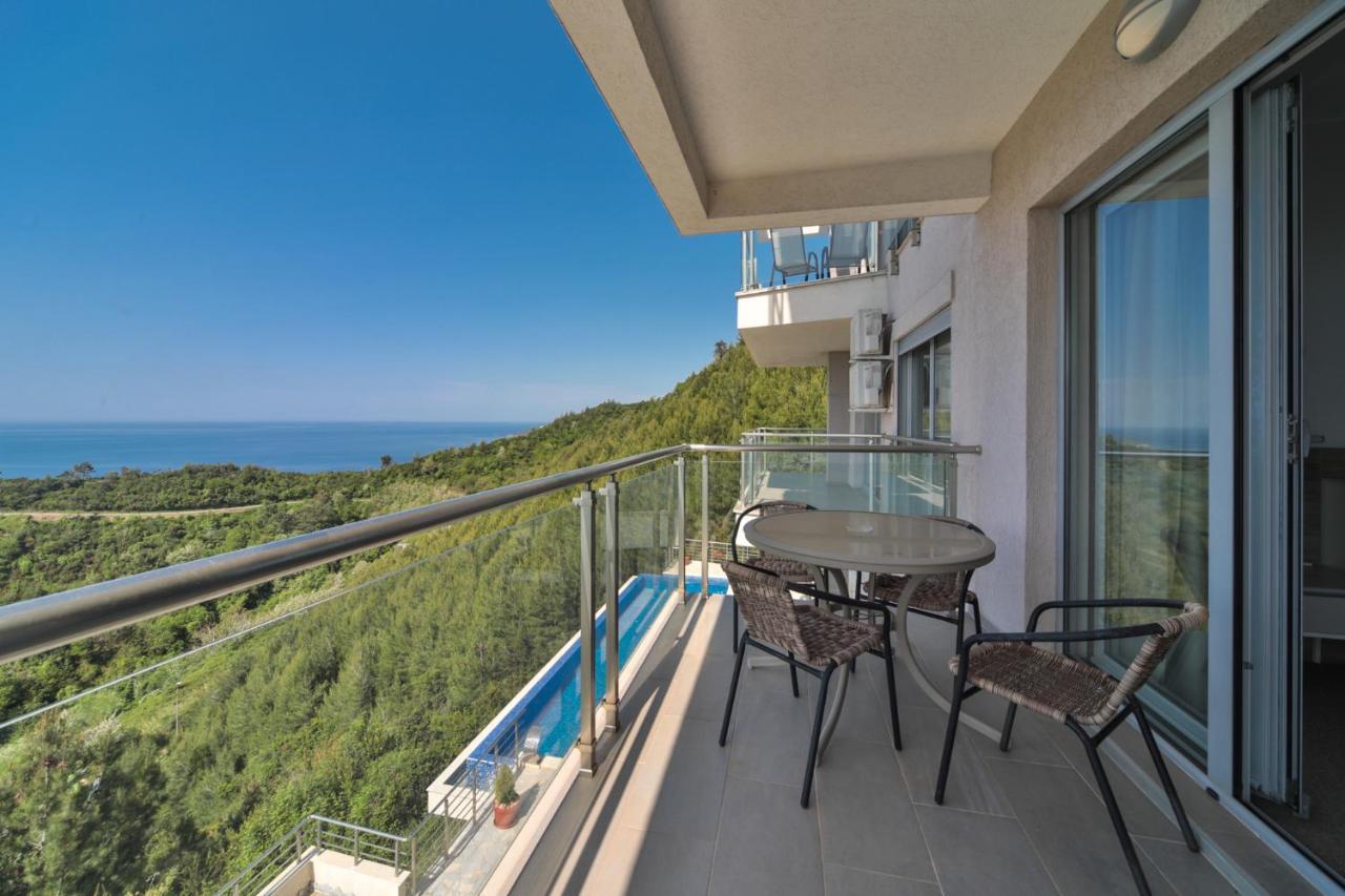 Lägenhet Altezza Apt W/sea View + Shared Pool + Free Parking