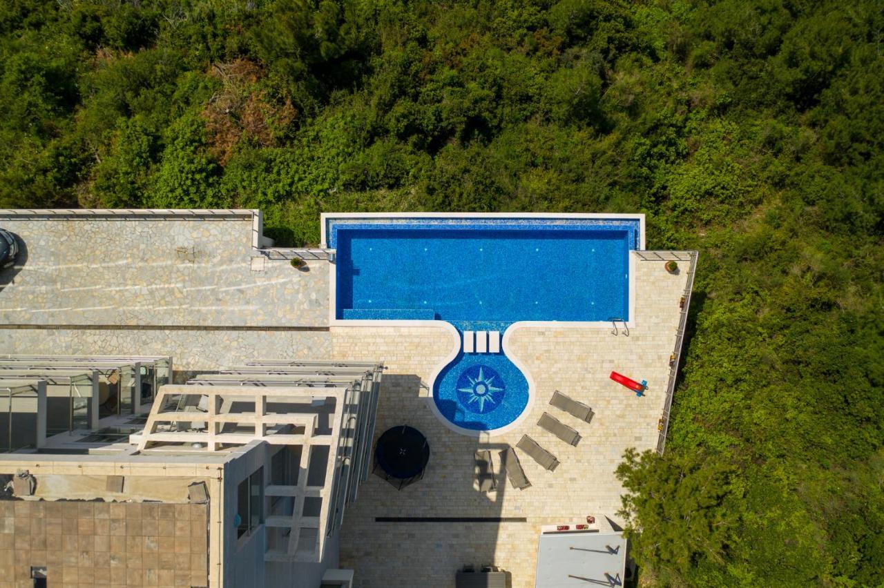 Altezza Apt W/sea View + Shared Pool + Free Parking Budva