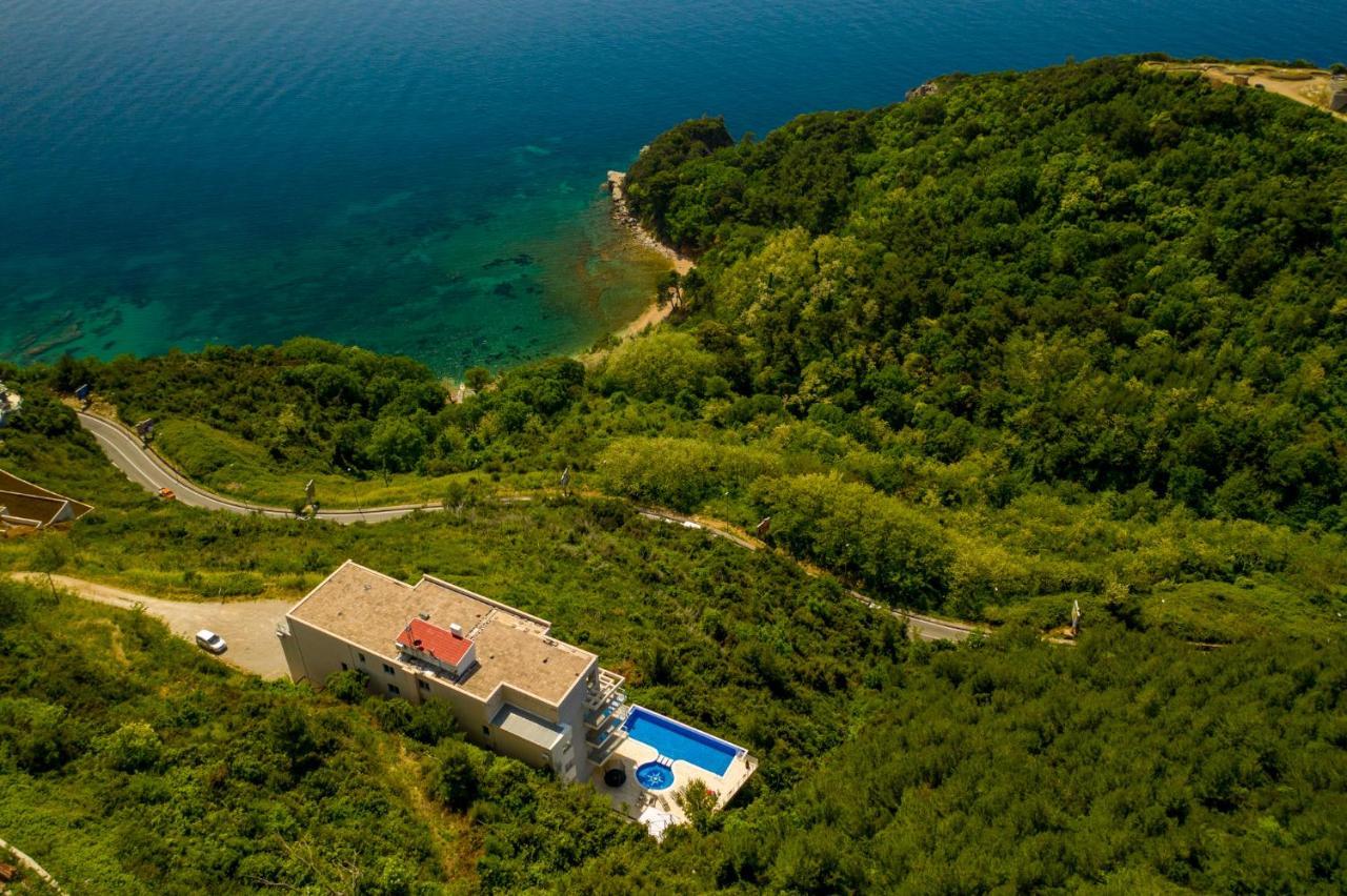 Lägenhet Altezza Apt W/sea View + Shared Pool + Free Parking