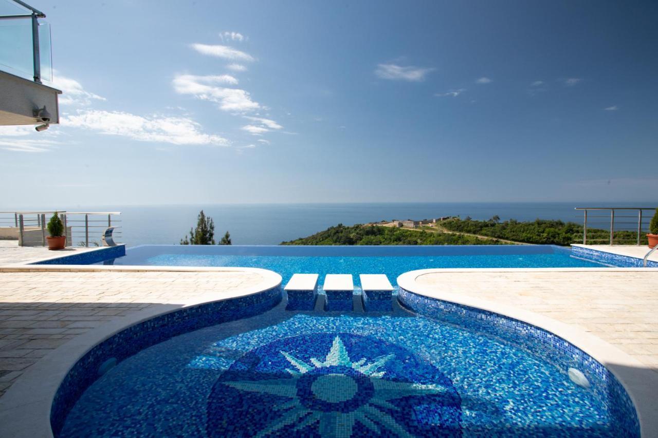 Lägenhet Altezza Apt W/sea View + Shared Pool + Free Parking Budva