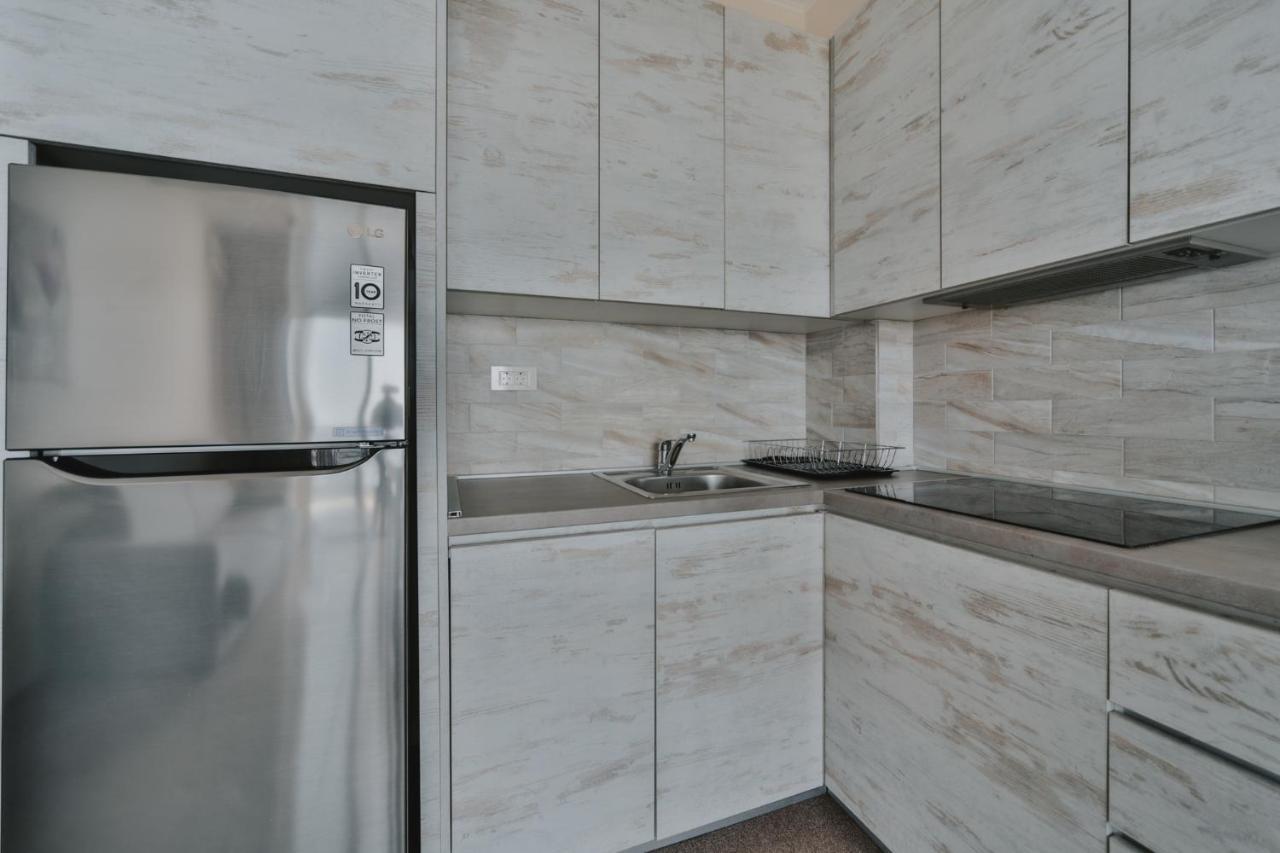 Altezza Apt W/sea View + Shared Pool + Free Parking